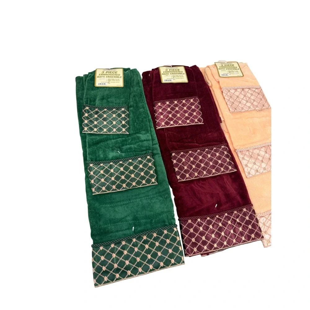 VTG Better Home 3 Piece Embroidered Bath Ensemble Towel Set Green Burgundy Peach